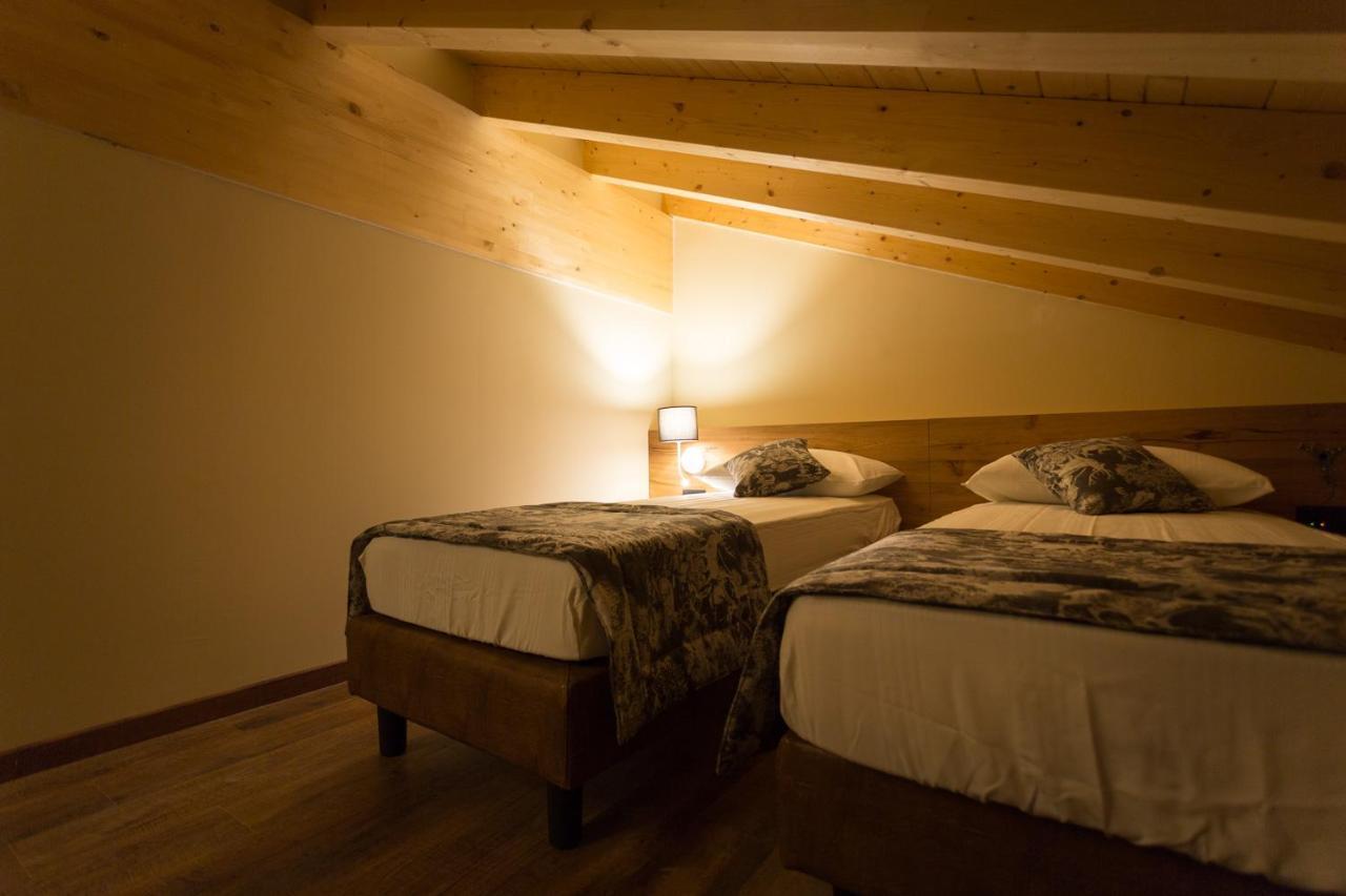 Maison Fosson Aparthotel Champoluc Szoba fotó